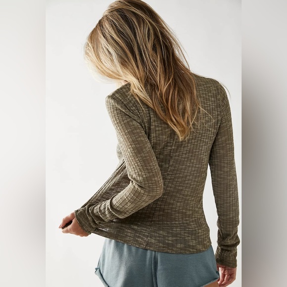 Free People Intimately Aura Layering Top. New with tags, size XL. - Picture 2 of 8